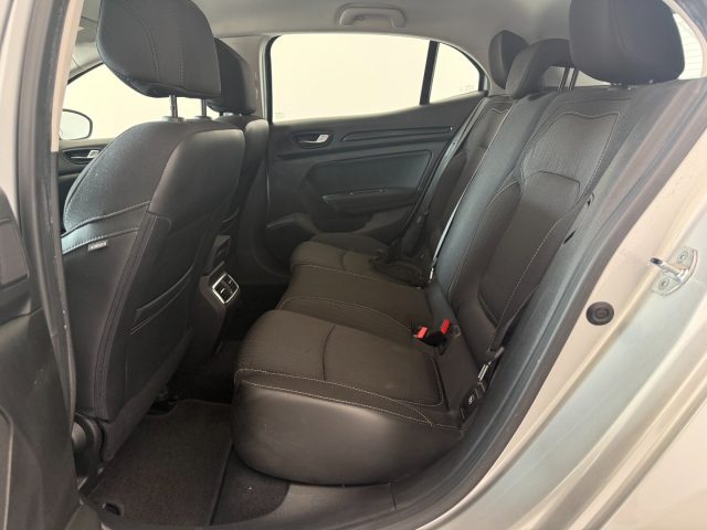 RENAULT MEGANE MÉGANE DCI 8V 110 CV ENERGY BOSE - foto 17