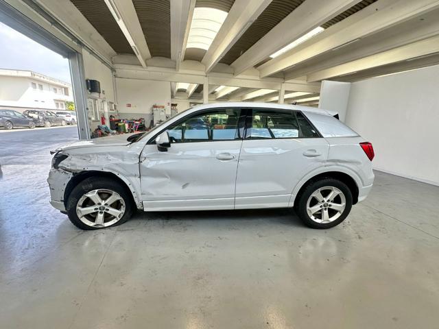 AUDI Q2 30 TFSI IDENTITY BLACK - foto 4