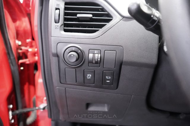 MAHINDRA KUV100 1.2 VVT K6+ GPL - foto 12