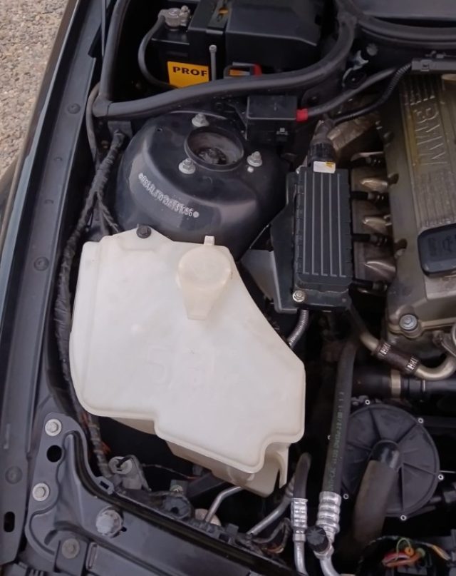 BMW 318 I CAT 4 PORTE UNIPRO!!! - foto 16