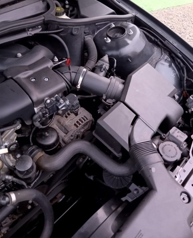 BMW 318 I CAT 4 PORTE UNIPRO!!! - foto 17