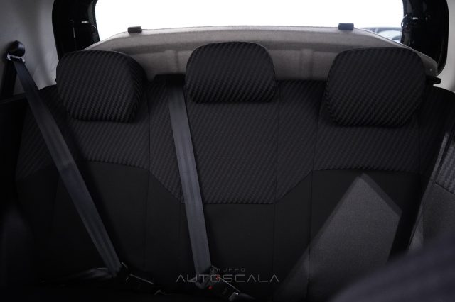 MAHINDRA KUV100 1.2 VVT 87CV K6+ GPL - foto 20