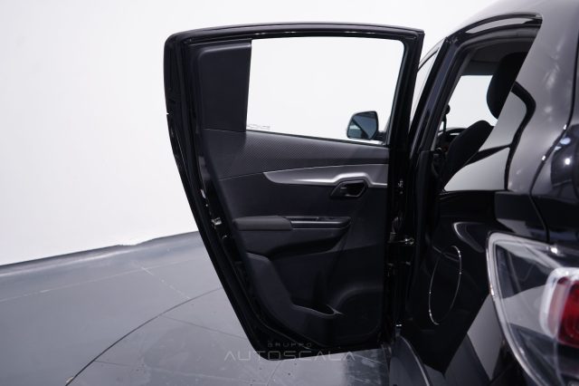 MAHINDRA KUV100 1.2 VVT 87CV K6+ GPL - foto 21