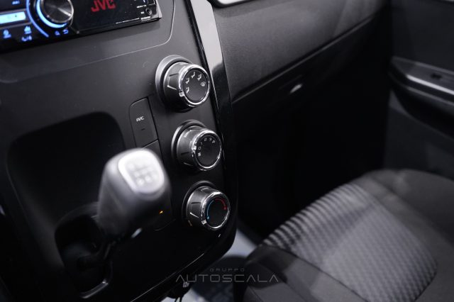 MAHINDRA KUV100 1.2 VVT 87CV K6+ GPL - foto 15