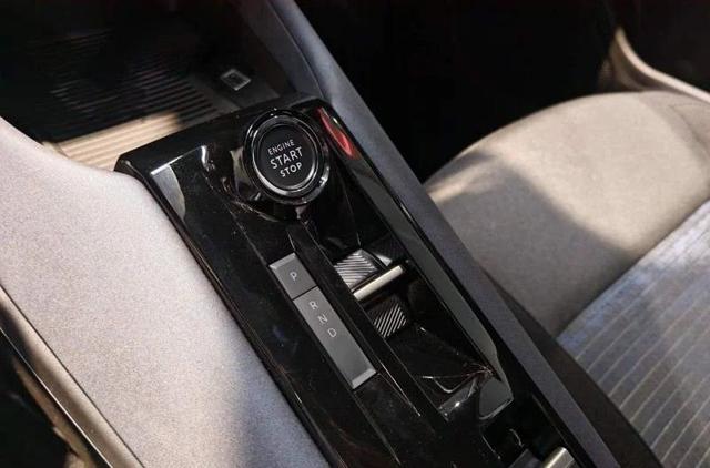ALFA ROMEO JUNIOR 1.2 HYBRID 145 CV EDCT6 SPRINT - foto 6