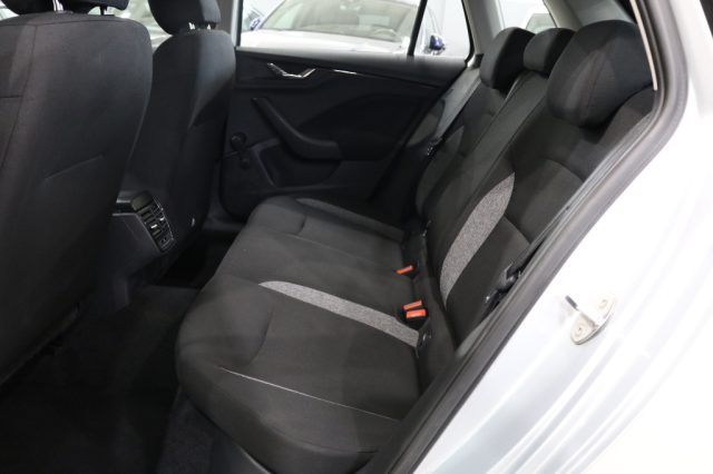 SKODA KAMIQ 1.0 TSI AMBITION - foto 10