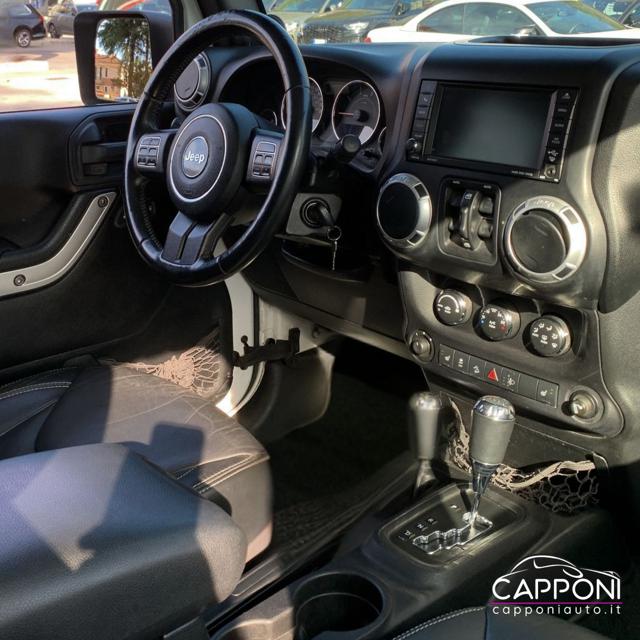 JEEP WRANGLER UNLIMITED 2.8 CRD DPF SAHARA AUT - foto 19