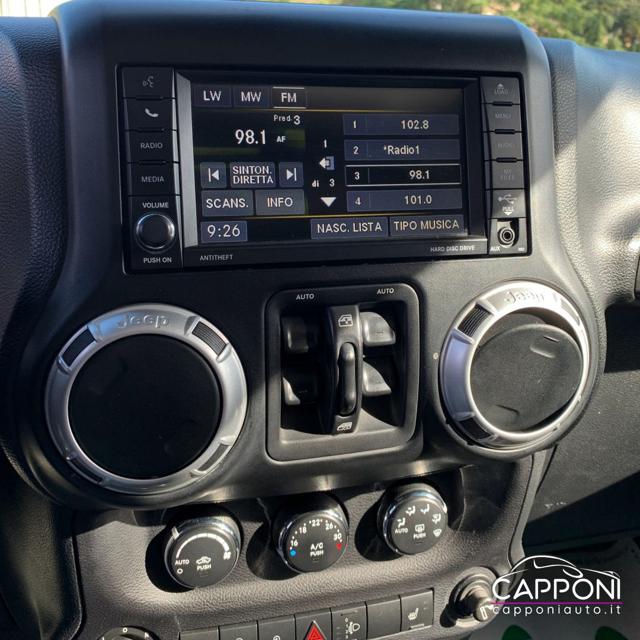 JEEP WRANGLER UNLIMITED 2.8 CRD DPF SAHARA AUT - foto 10