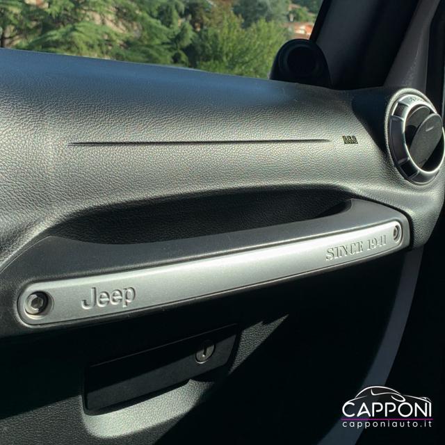JEEP WRANGLER UNLIMITED 2.8 CRD DPF SAHARA AUT - foto 21