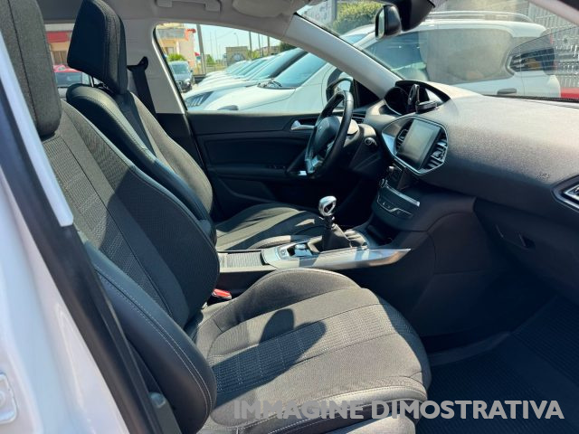 PEUGEOT 308 BLUEHDI 130 S&S ALLURE - foto 25