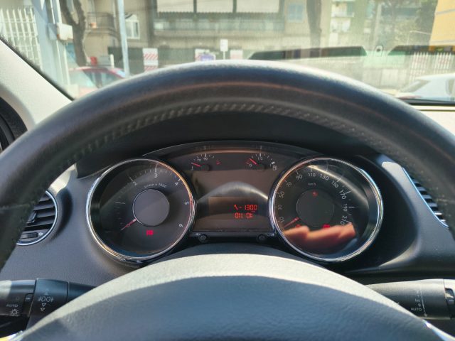 PEUGEOT 3008 1.6 HDI 115CV BUSINESS - foto 11