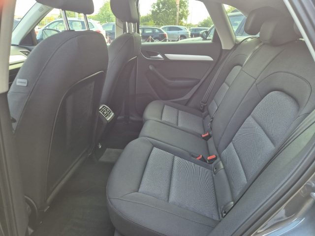 AUDI Q3 2.0 TDI 120 CV BUSINESS - foto 7