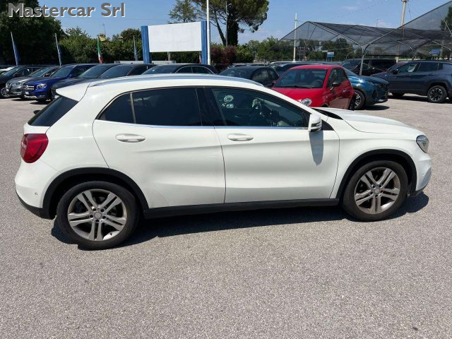 MERCEDES-BENZ GLA 220 GLA-X156 2014 D (CDI) SPORT 4MAT - foto 6
