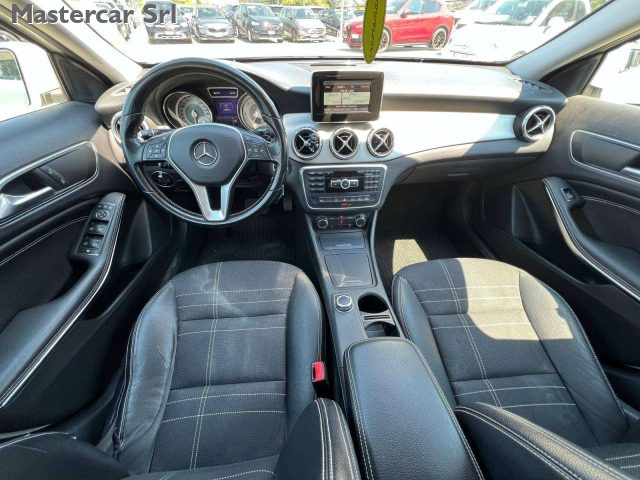 MERCEDES-BENZ GLA 220 GLA-X156 2014 D (CDI) SPORT 4MAT - foto 11