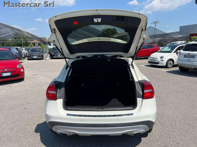 MERCEDES-BENZ GLA 220 GLA-X156 2014 D (CDI) SPORT 4MAT - foto 15