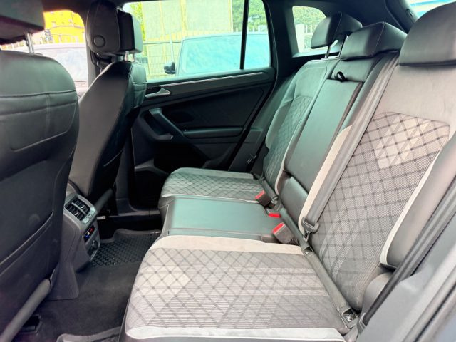 VOLKSWAGEN TIGUAN 2.0 TDI 150 CV SCR DSG R-LINE - foto 8