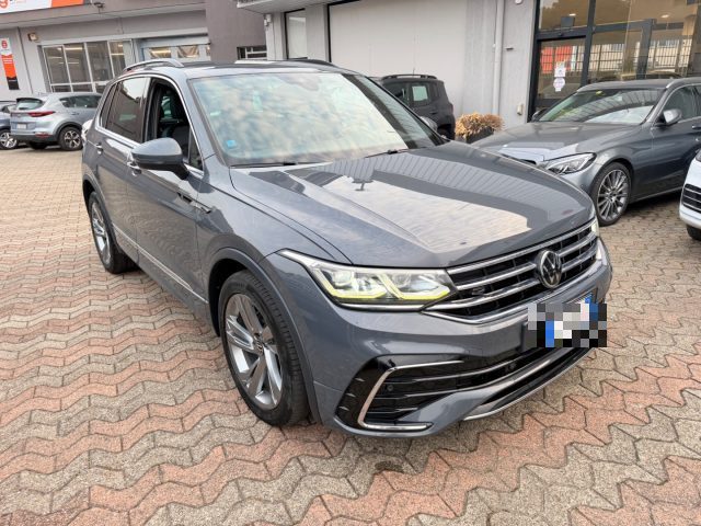 VOLKSWAGEN TIGUAN 2.0 TDI 150 CV SCR DSG R-LINE - foto 3