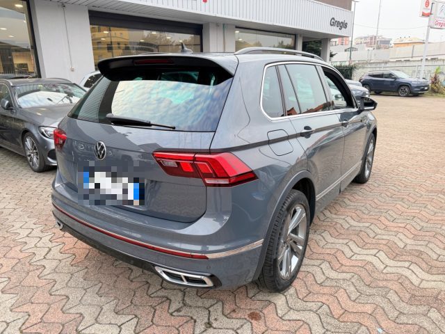 VOLKSWAGEN TIGUAN 2.0 TDI 150 CV SCR DSG R-LINE - foto 4