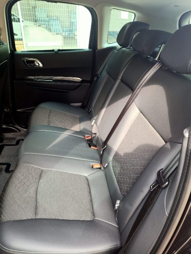 PEUGEOT 3008 1.6 - foto 5
