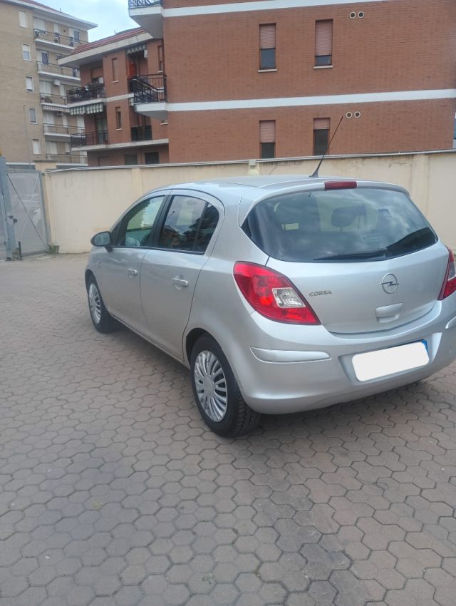 OPEL CORSA 1.2 - foto 6