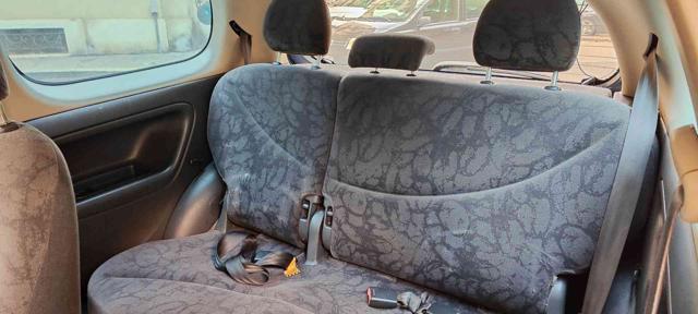 TOYOTA YARIS 1.0I 16V CAT 3 PORTE SOL - foto 11