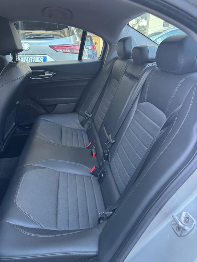 ALFA ROMEO GIULIA 2.2 TURBODIESEL 180 CV AT8 BUSIN - foto 12