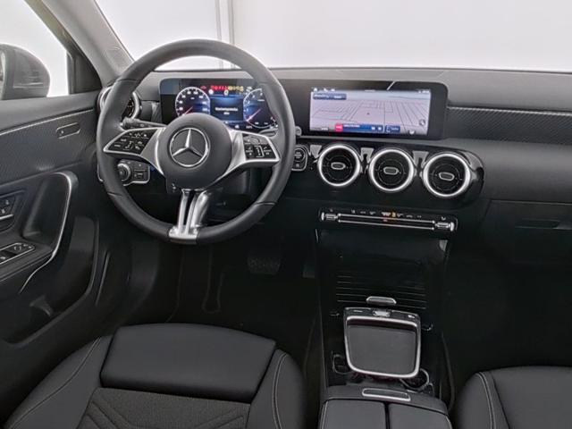 MERCEDES-BENZ A 180 AUTOMATIC ADVANCED - foto 6