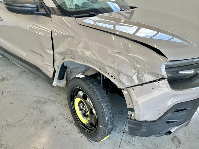 JEEP AVENGER 1.2 TURBO 100CV LONGITUDE - foto 10