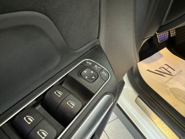 MERCEDES-BENZ GLA 200 D AUTOMATIC 4MATIC PREMIUM /AMG/ - foto 19