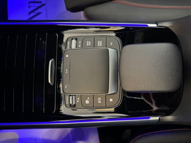 MERCEDES-BENZ GLA 200 D AUTOMATIC 4MATIC PREMIUM /AMG/ - foto 16