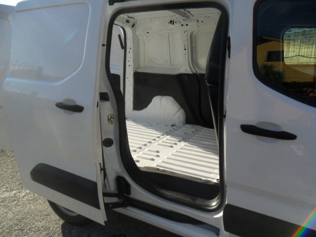 TOYOTA PROACE CITY 1.5D 100 CV S&S PC 5P. COMFORT - foto 10