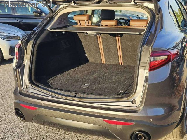 ALFA ROMEO STELVIO 2.2 TD 190 CV SPRINT AT8 Q4 - GC - foto 15