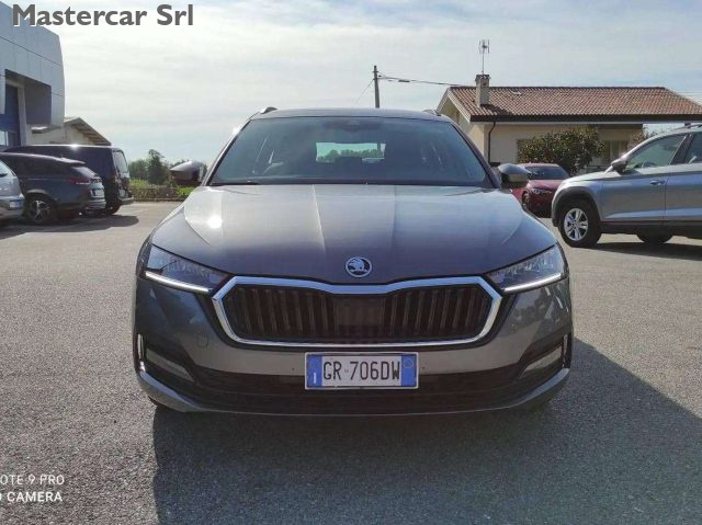SKODA OCTAVIA OCTAVIA WAGON 2.0 TDI EVO AMBITI - foto 2