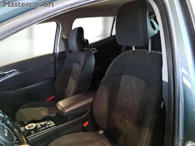 KIA SPORTAGE SPORTAGE V 2022 1.6 CRDI MHEV ST - foto 6