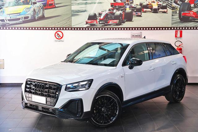 AUDI Q2 40 TFSI QUATTRO S-TRONIC IDENTIT