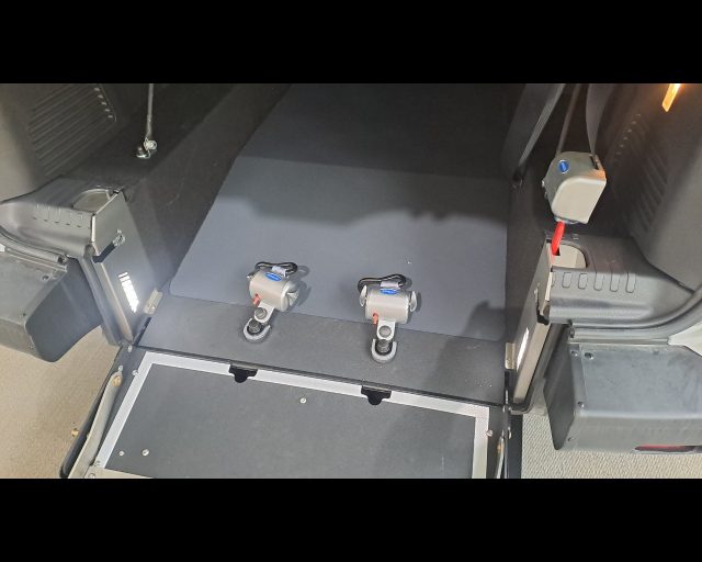 FIAT ULYSSE COMBI M1 2.0 BLUEHDI 180CV L3H1  - foto 19