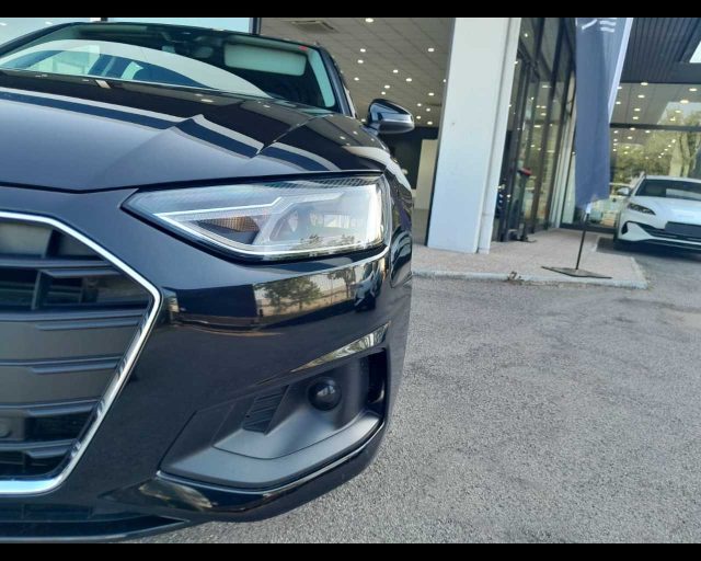 AUDI A4 AVANT 30 TDI/136 CV S TRONIC - foto 15