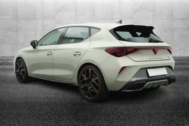 CUPRA LEON 2.0 TSI 300 CV DSG VZ - foto 3