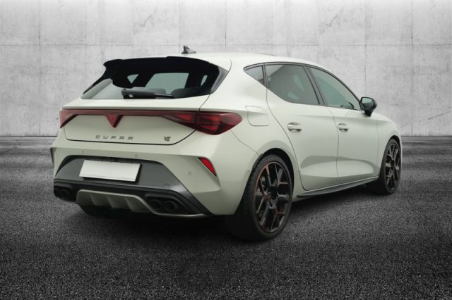 CUPRA LEON 2.0 TSI 300 CV DSG VZ - foto 4