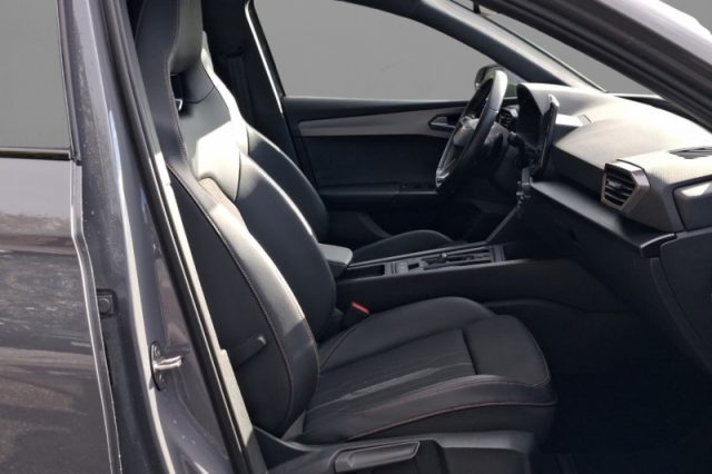 CUPRA LEON 2.0 TSI 300 CV DSG VZ - foto 4
