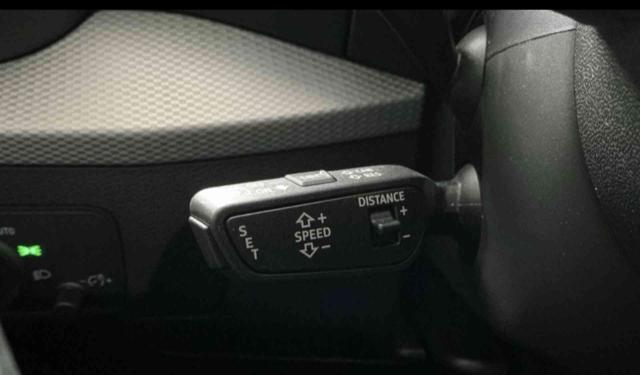 AUDI Q2 30 TFSI - foto 11