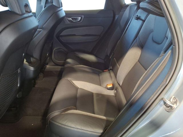 VOLVO XC60 B4 AUTOMATICO PLUS DARK - foto 10