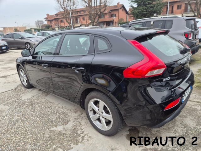VOLVO V40 D2 INSCRIPTION - foto 11