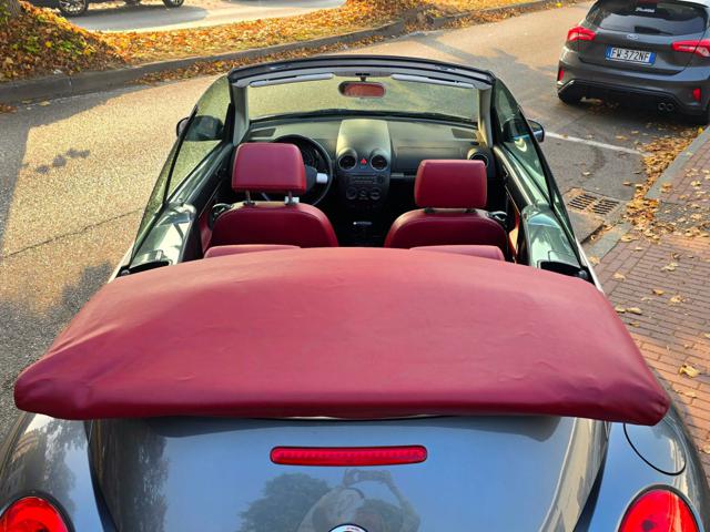 VOLKSWAGEN NEW BEETLE CABRIO 2.0 AUTOMATICO LIMITED RE - foto 21