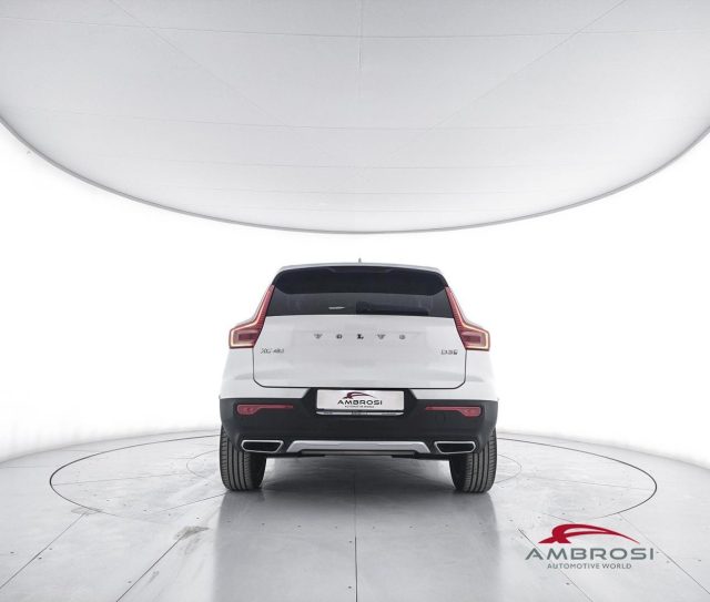 VOLVO XC40 D3 GEARTRONIC INSCRIPTION - foto 6