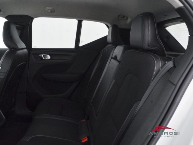 VOLVO XC40 D3 GEARTRONIC INSCRIPTION - foto 10