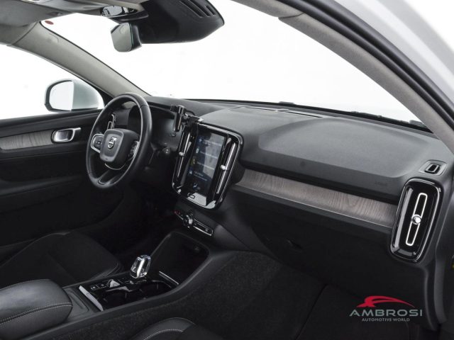 VOLVO XC40 D3 GEARTRONIC INSCRIPTION - foto 12