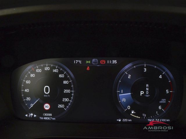 VOLVO XC40 D3 GEARTRONIC INSCRIPTION - foto 13
