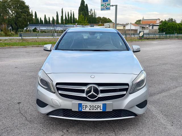 MERCEDES-BENZ A 180 CDI BLUEEFFICIENCY SPORT - foto 2