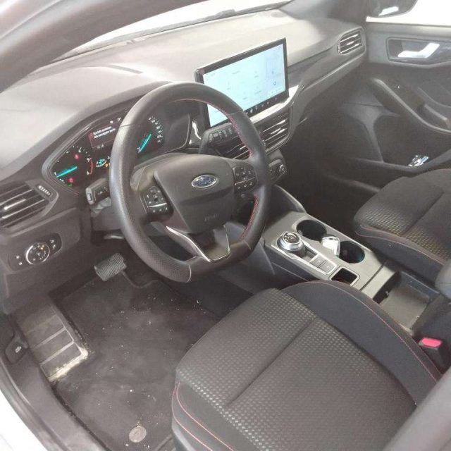 FORD FOCUS ST-LINE WAGON 1.5 ECOBLUE 115 CV - foto 10
